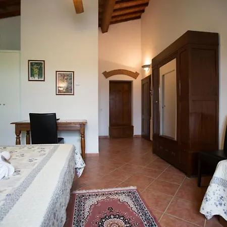 Villani Poderi Nesti & Cupoli Farmház